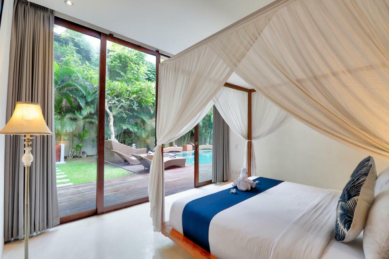 Beach Axis Villa, Seminyak Exterior foto